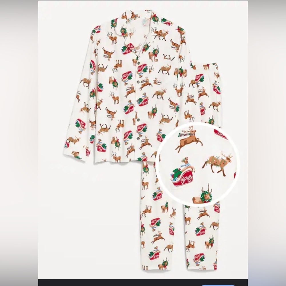 Old Navy Pajama Set Men's small White Reindeer Christmas Flannel 2-Piece Set